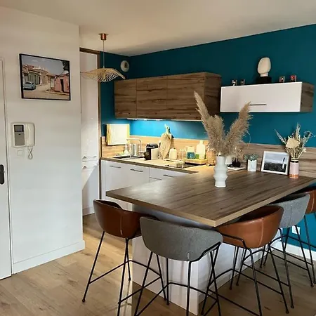 Charming 48 M With Balcony Near Downtown Daire Bordeaux